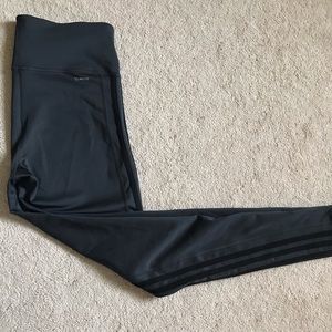 Addidas three stripe grey/blk leggings in M medium